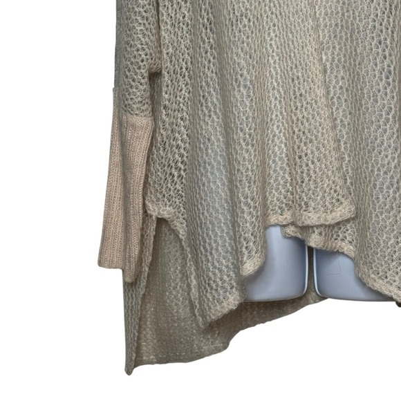 Free People Lace Back Inset Knit Oversized Cardigan Sweater SZ. XS - Picture 8 of 16